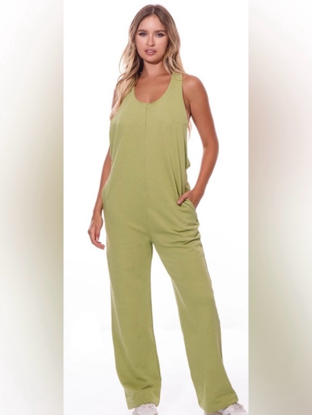 Green Jumpsuit~Size M~NWT